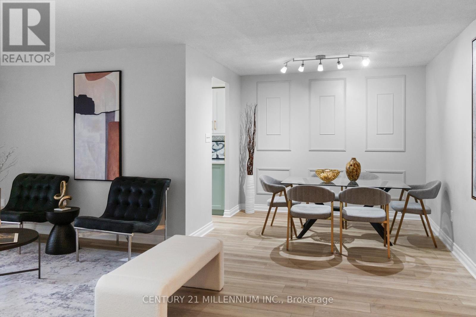 401 - 5 Lisa Street, Brampton, Ontario L6T 4T4 - Photo 2 - W12524526