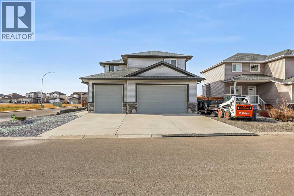 5 Hanson Lane Ne, Langdon, Alberta  T0J 1X2 - Photo 2 - A2267382