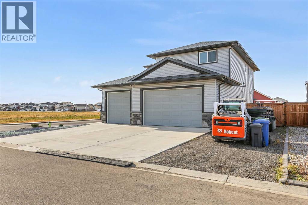 5 Hanson Lane Ne, Langdon, Alberta  T0J 1X2 - Photo 3 - A2267382