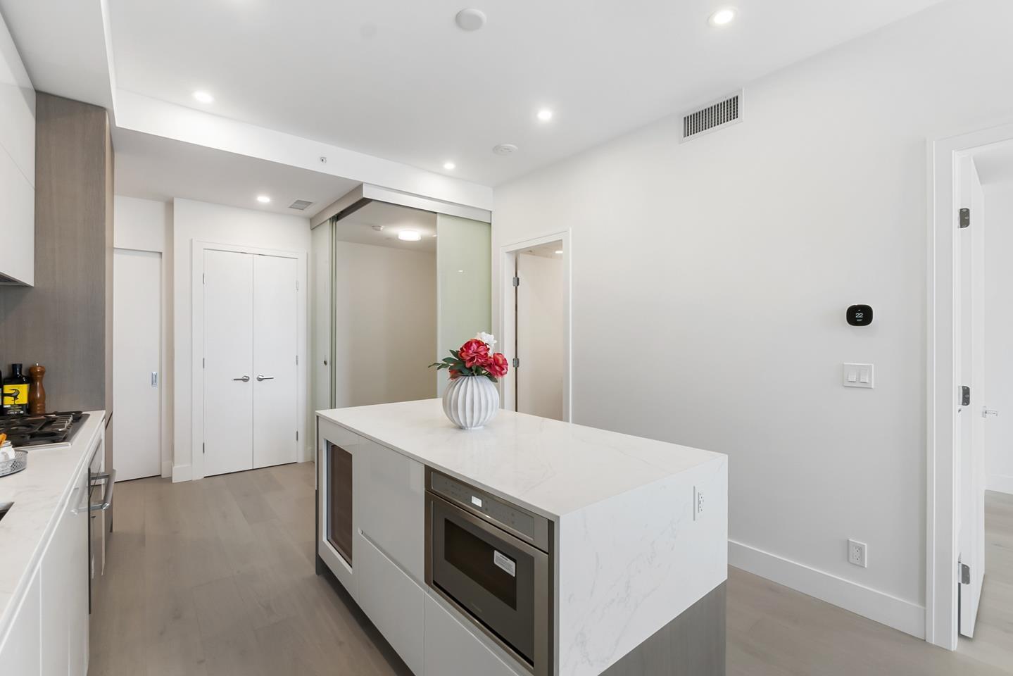 601 1342 Johnston Road, Surrey, British Columbia V4B 0C7 - Photo 9 - R3065917