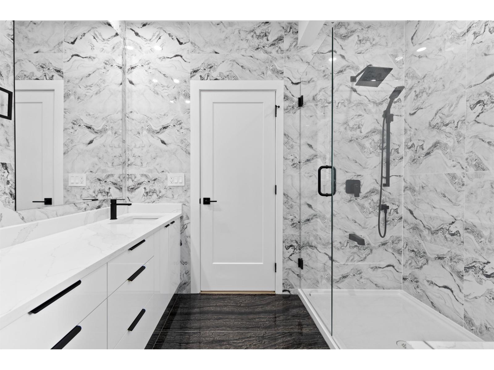 15584 89b Avenue, Surrey, British Columbia V3R 4K9 - Photo 22 - R3065196