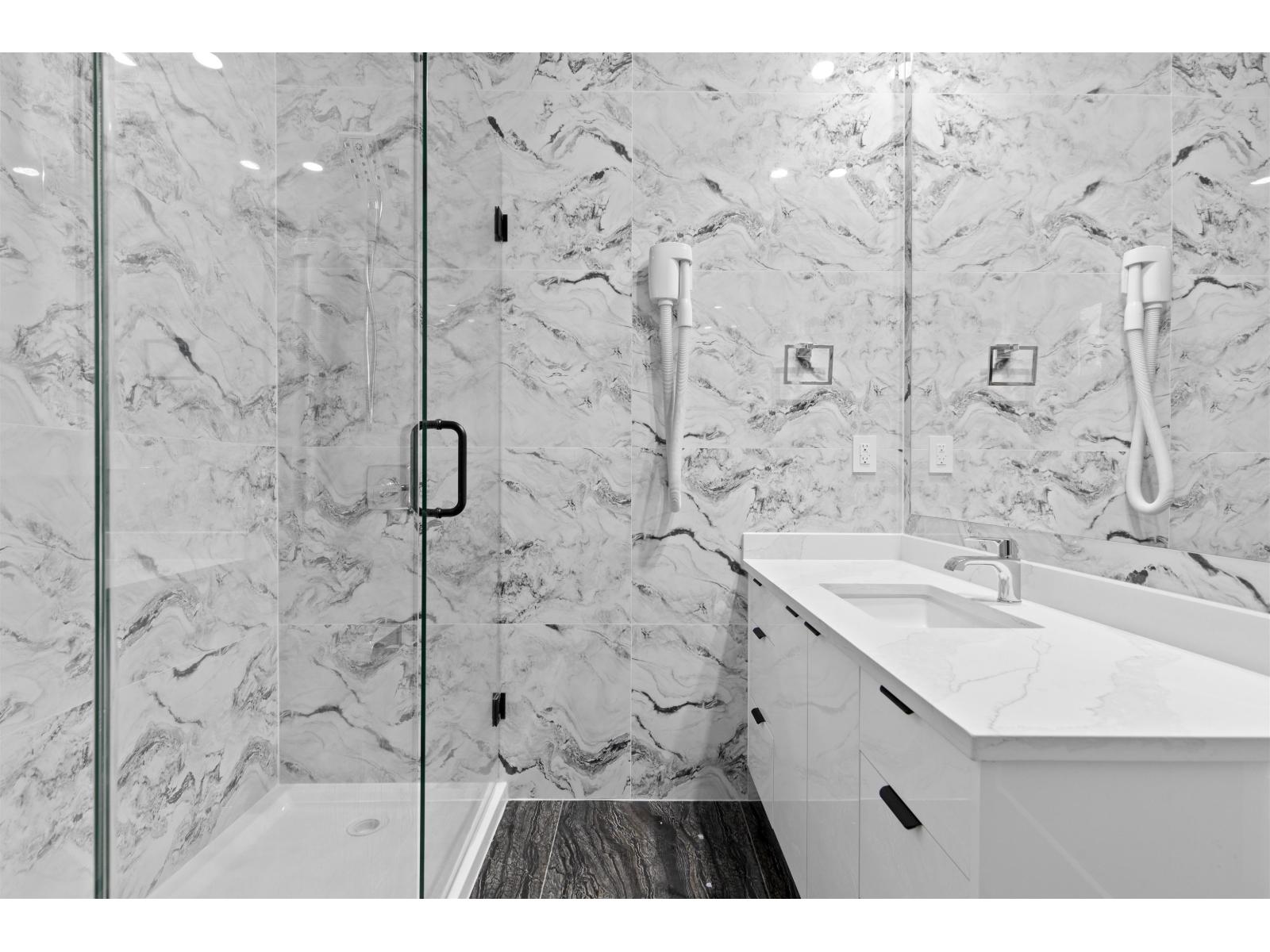 15584 89b Avenue, Surrey, British Columbia V3R 4K9 - Photo 25 - R3065196