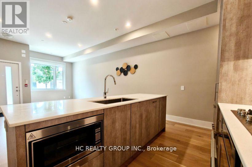 Unit 11 - 270 Davenport Road, Toronto, Ontario  M5R 0C1 - Photo 7 - C12524538