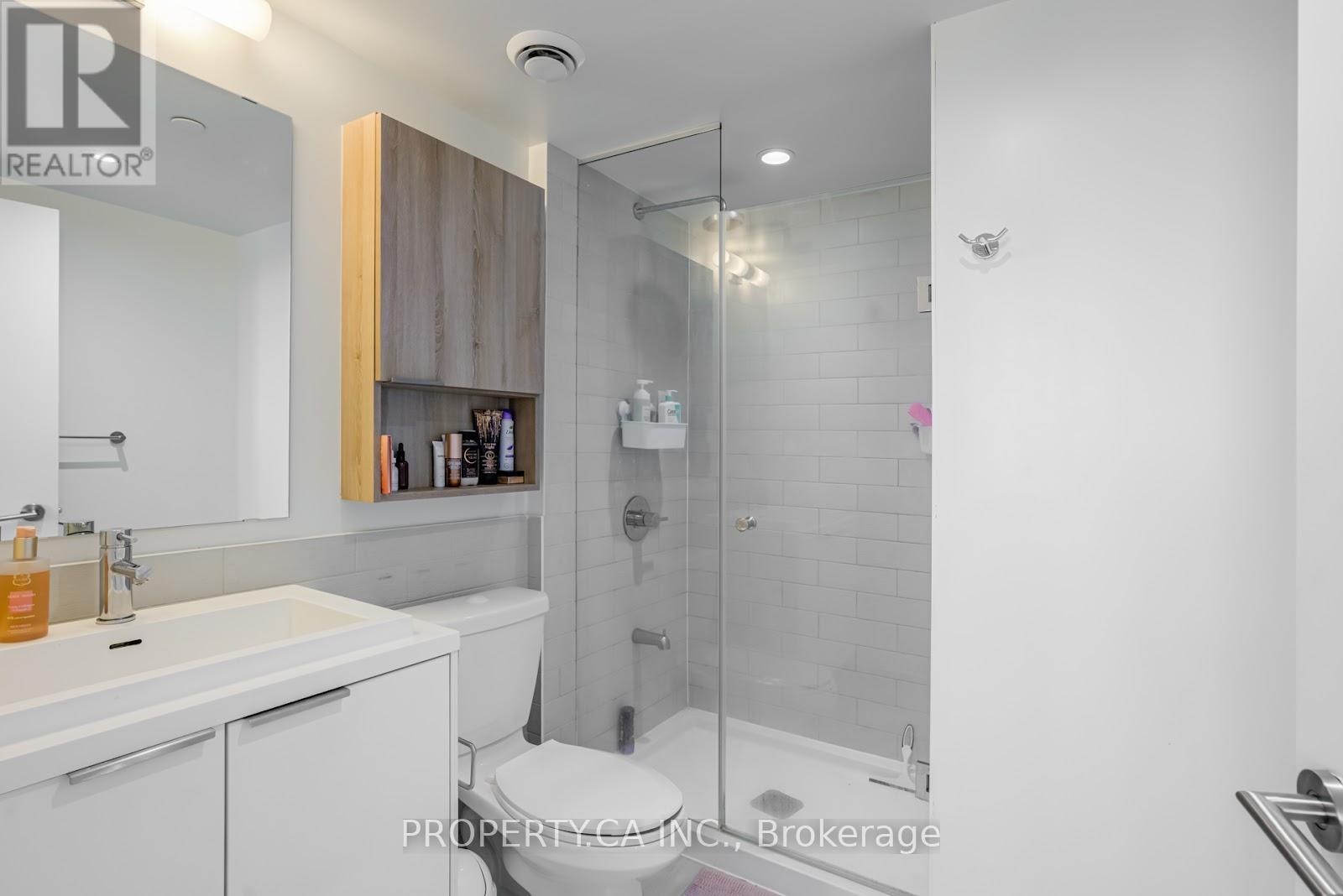 N2809 - 6 Sonic Way, Toronto, Ontario  M3C 0P1 - Photo 13 - C12524568