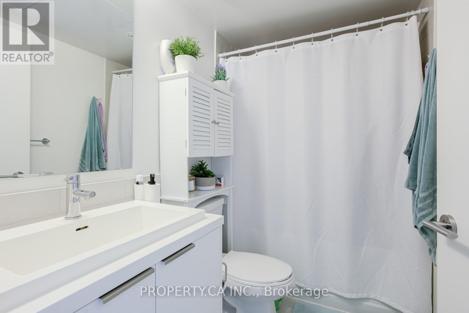 N2809 - 6 Sonic Way, Toronto, Ontario  M3C 0P1 - Photo 14 - C12524568