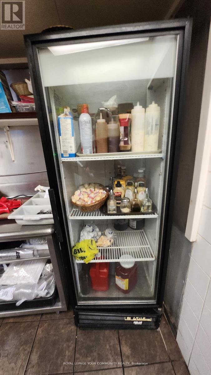 6302-04 Main Street, Whitchurch-Stouffville, Ontario  L4A 1G8 - Photo 18 - N12524534