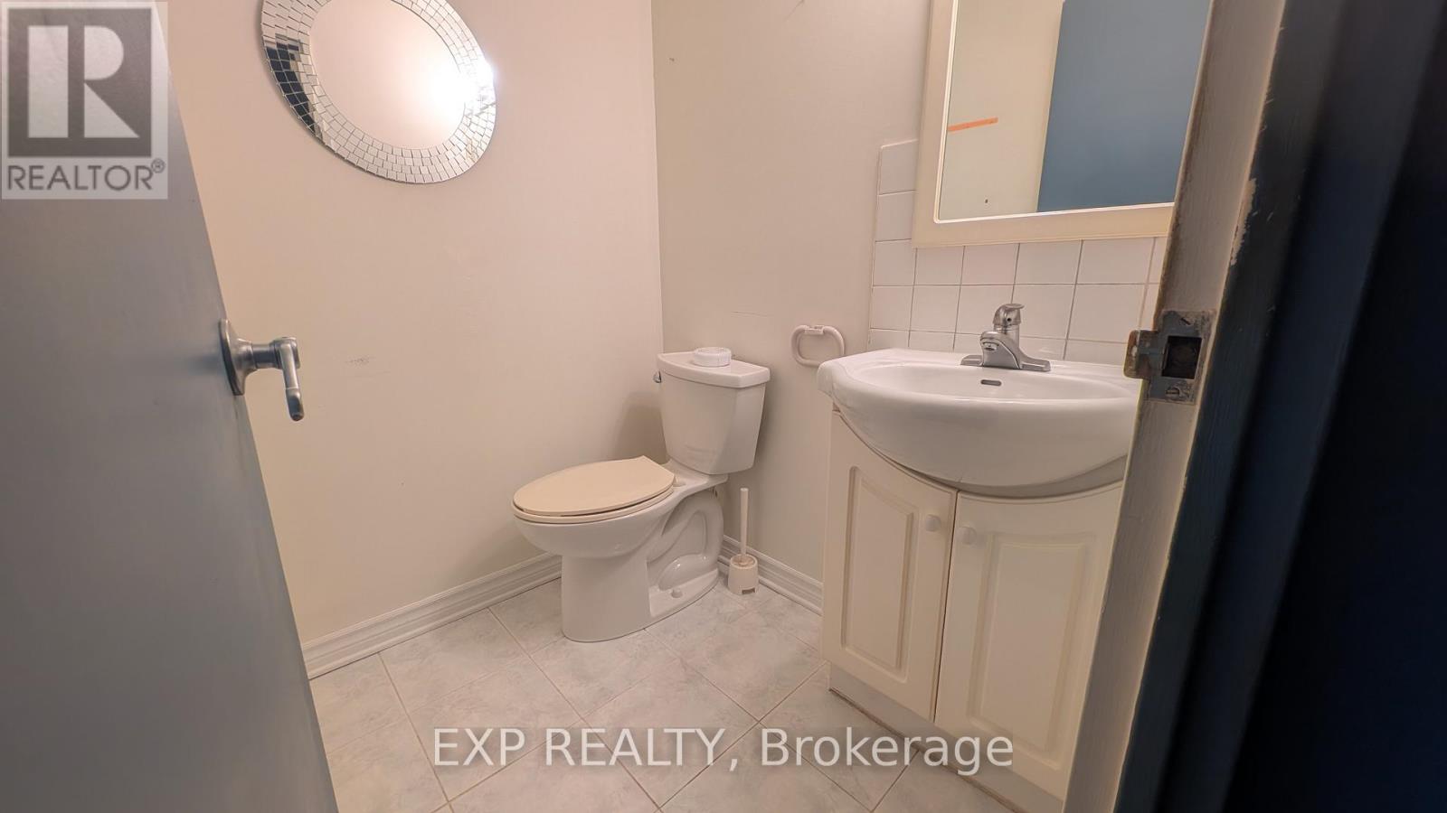 518 - 20 Chesterton Drive, Ottawa, Ontario K2E 6Z7 - Photo 13 - X12416324