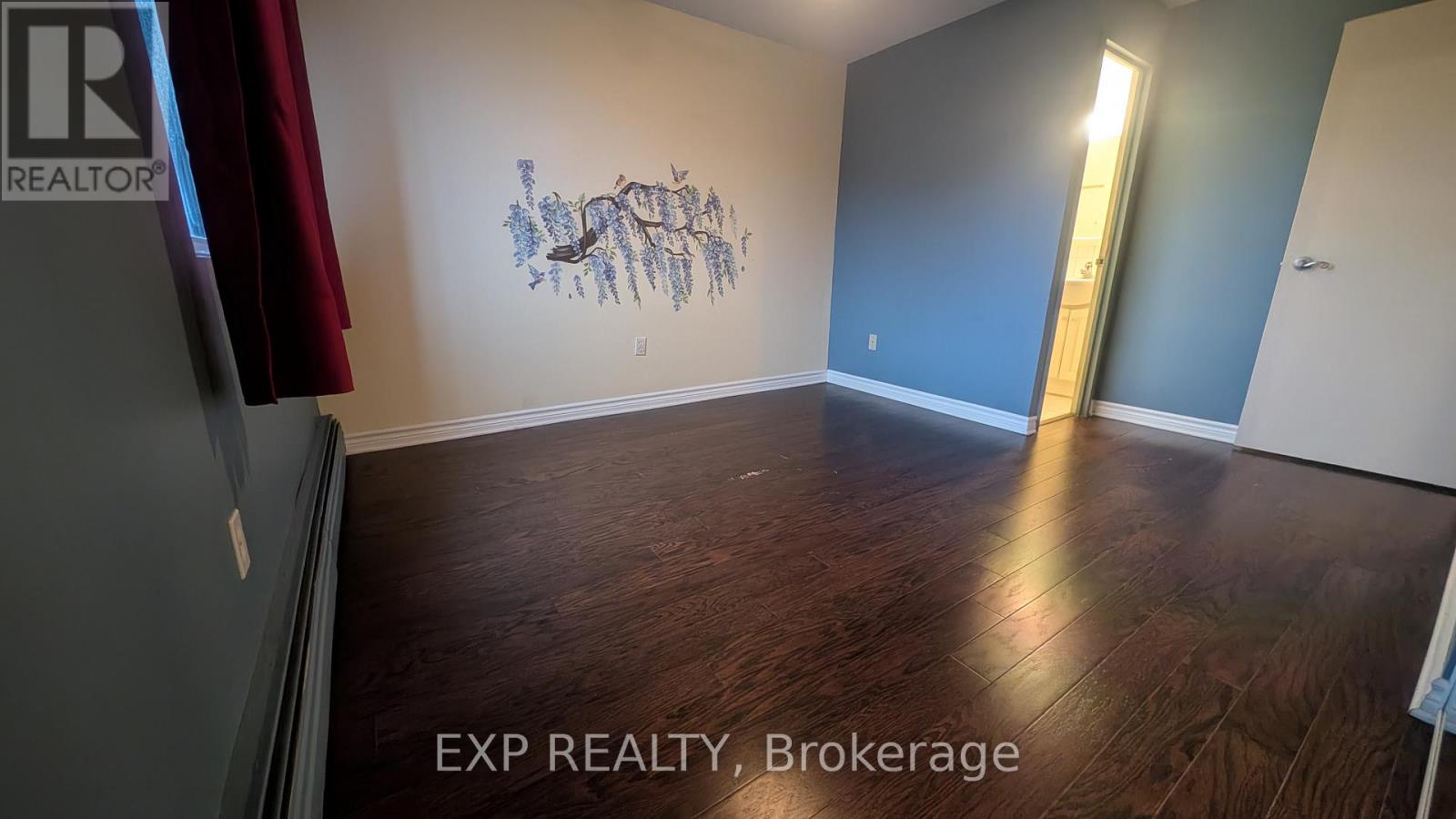 518 - 20 Chesterton Drive, Ottawa, Ontario K2E 6Z7 - Photo 11 - X12416324