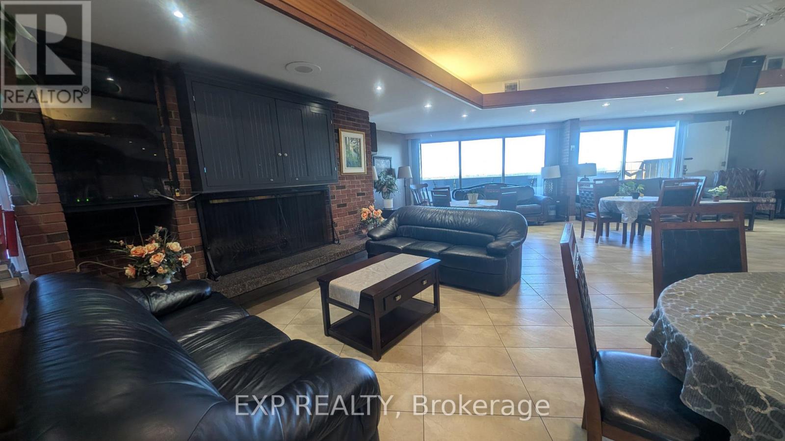 518 - 20 Chesterton Drive, Ottawa, Ontario K2E 6Z7 - Photo 36 - X12416324