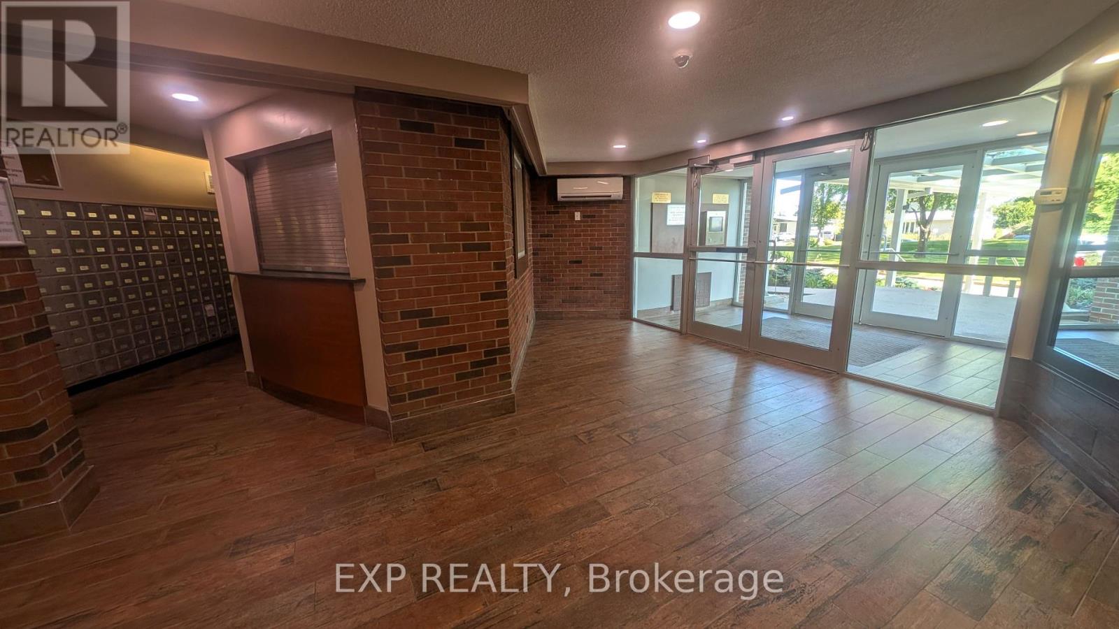 518 - 20 Chesterton Drive, Ottawa, Ontario K2E 6Z7 - Photo 45 - X12416324