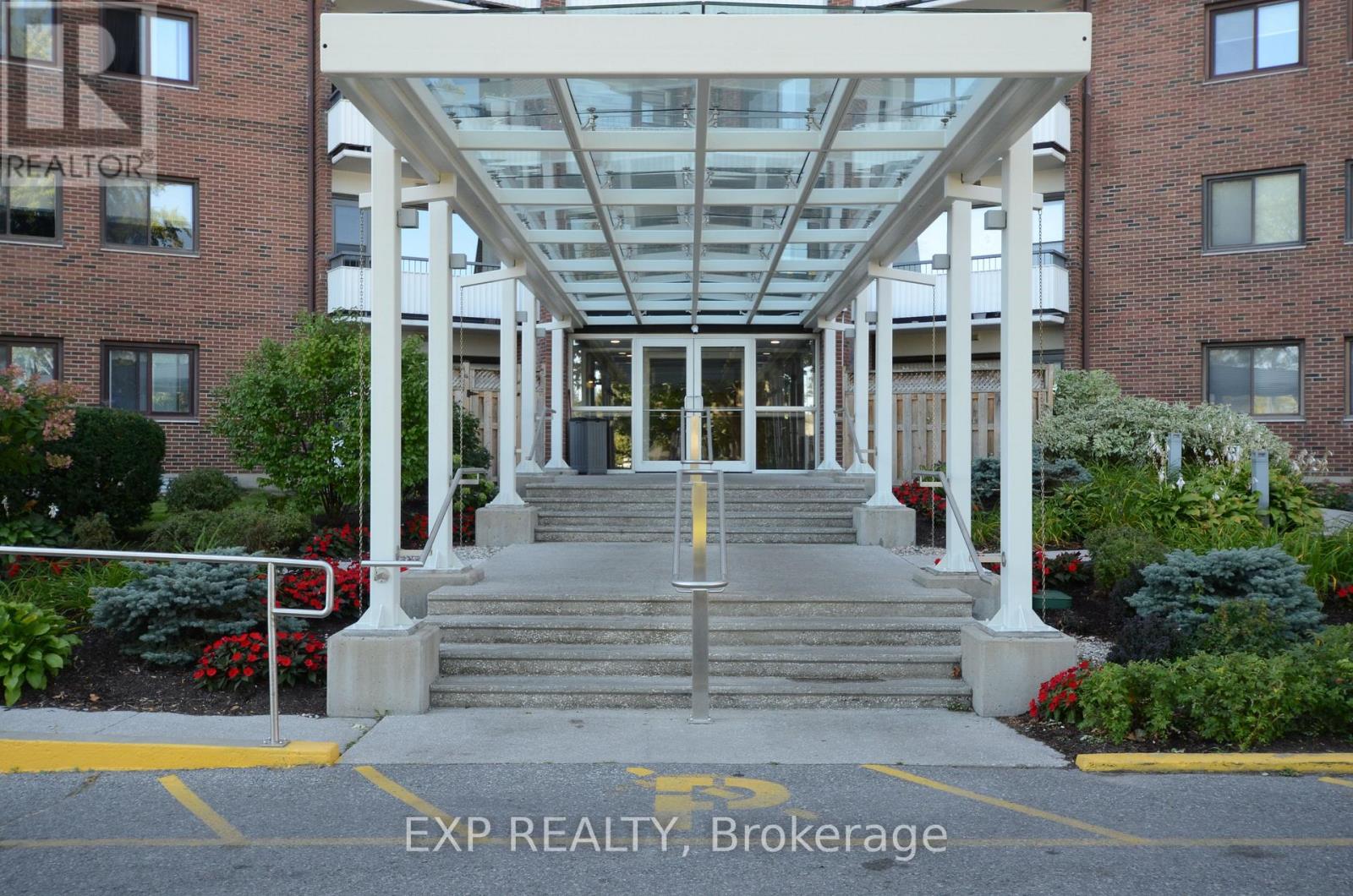 518 - 20 Chesterton Drive, Ottawa, Ontario K2E 6Z7 - Photo 44 - X12416324