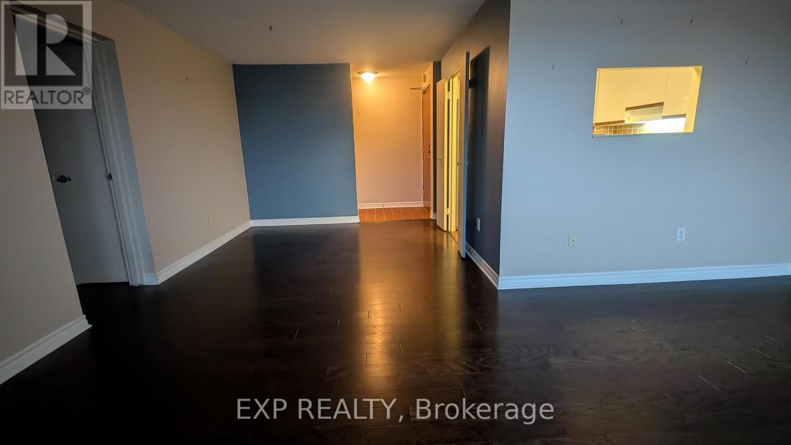 518 - 20 Chesterton Drive, Ottawa, Ontario K2E 6Z7 - Photo 6 - X12416324