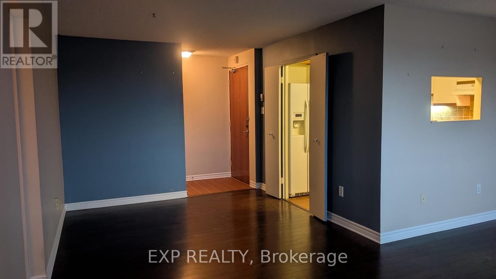 518 - 20 Chesterton Drive, Ottawa, Ontario K2E 6Z7 - Photo 7 - X12416324