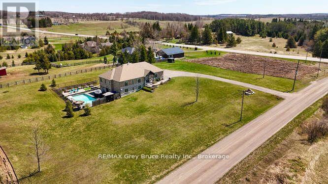 391323 18th Line, East Garafraxa, Ontario  L9W 7E3 - Photo 47 - X12524648