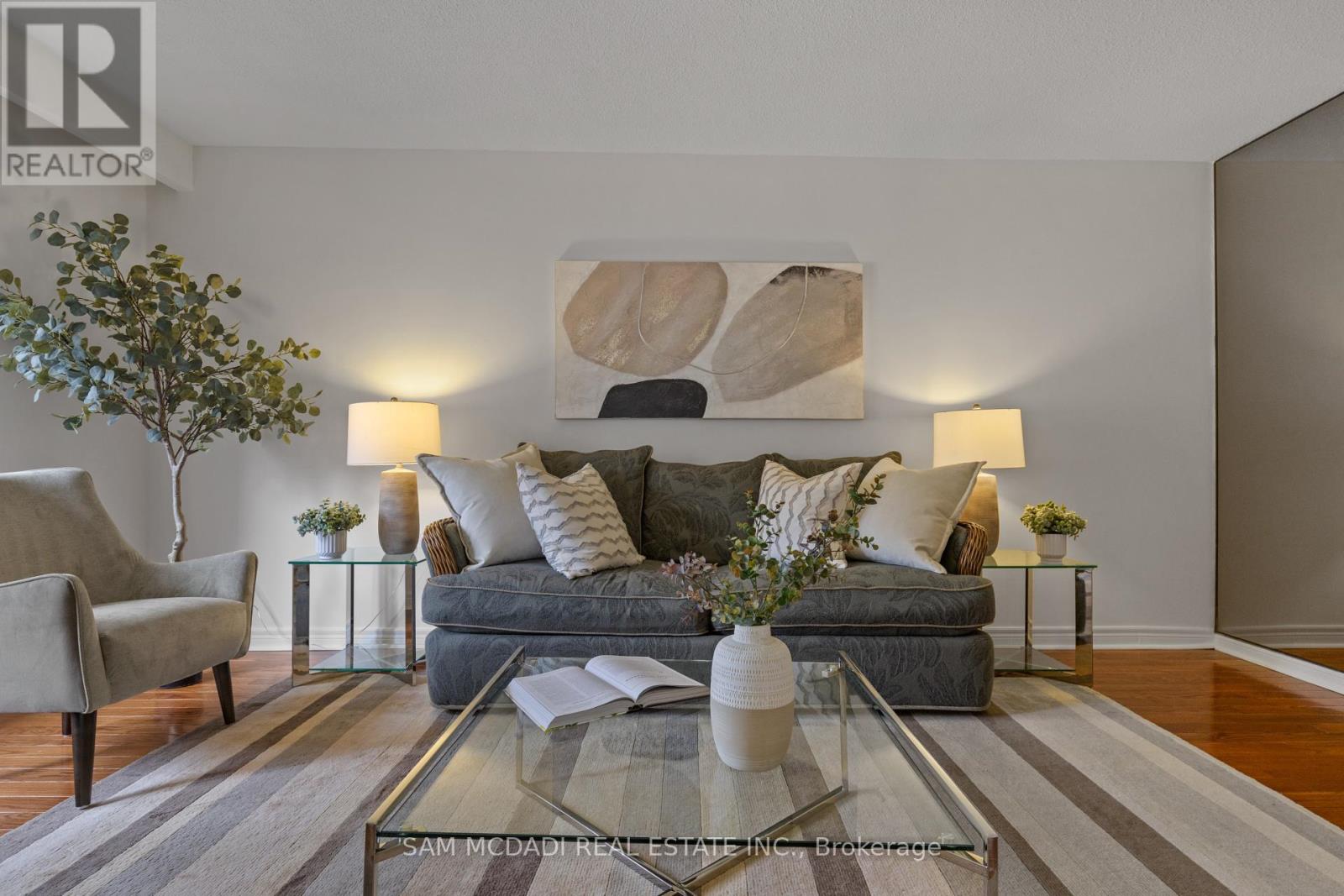 44 Madrid Crescent, Brampton, Ontario  L6S 2X4 - Photo 10 - W12524544