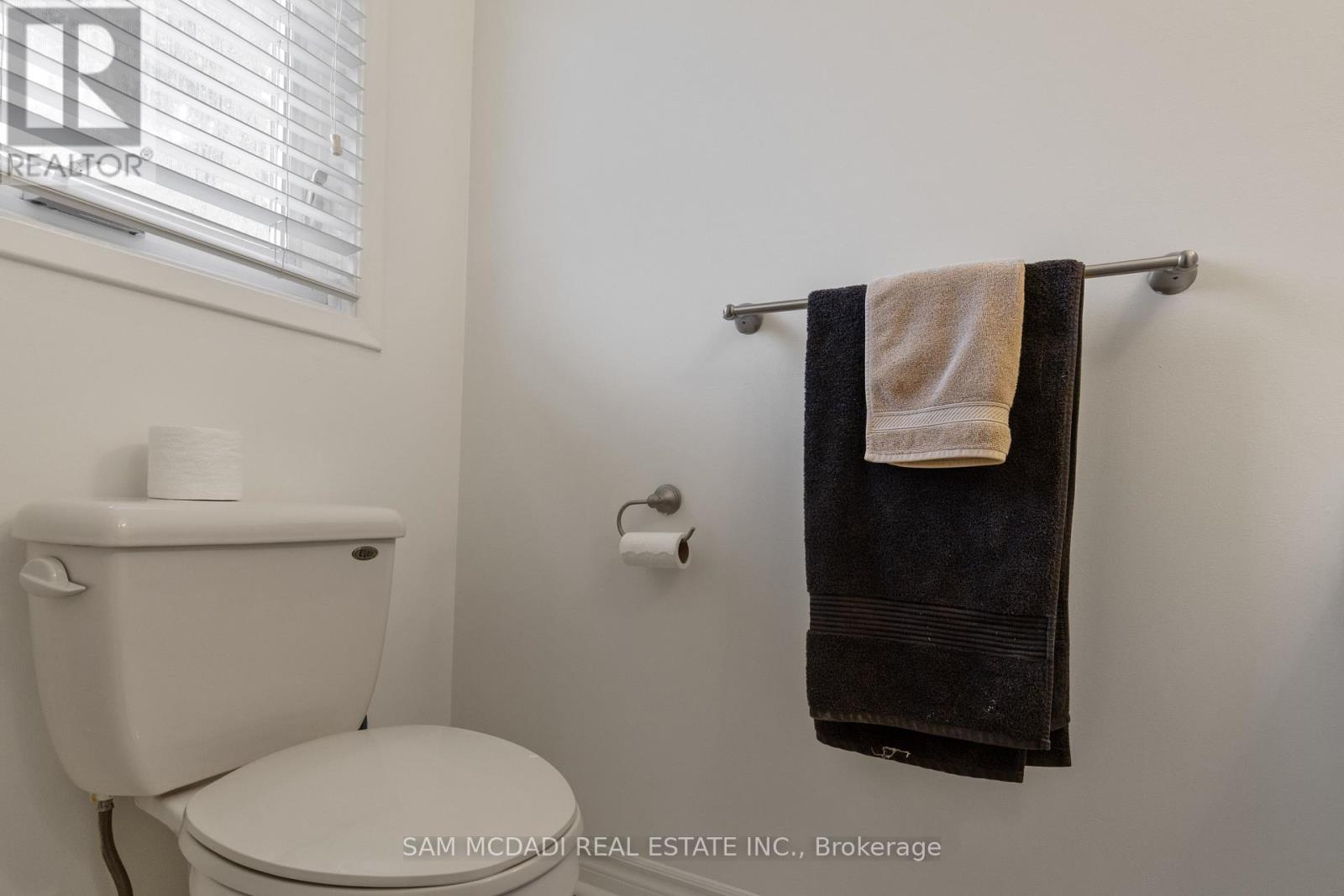 44 Madrid Crescent, Brampton, Ontario  L6S 2X4 - Photo 22 - W12524544