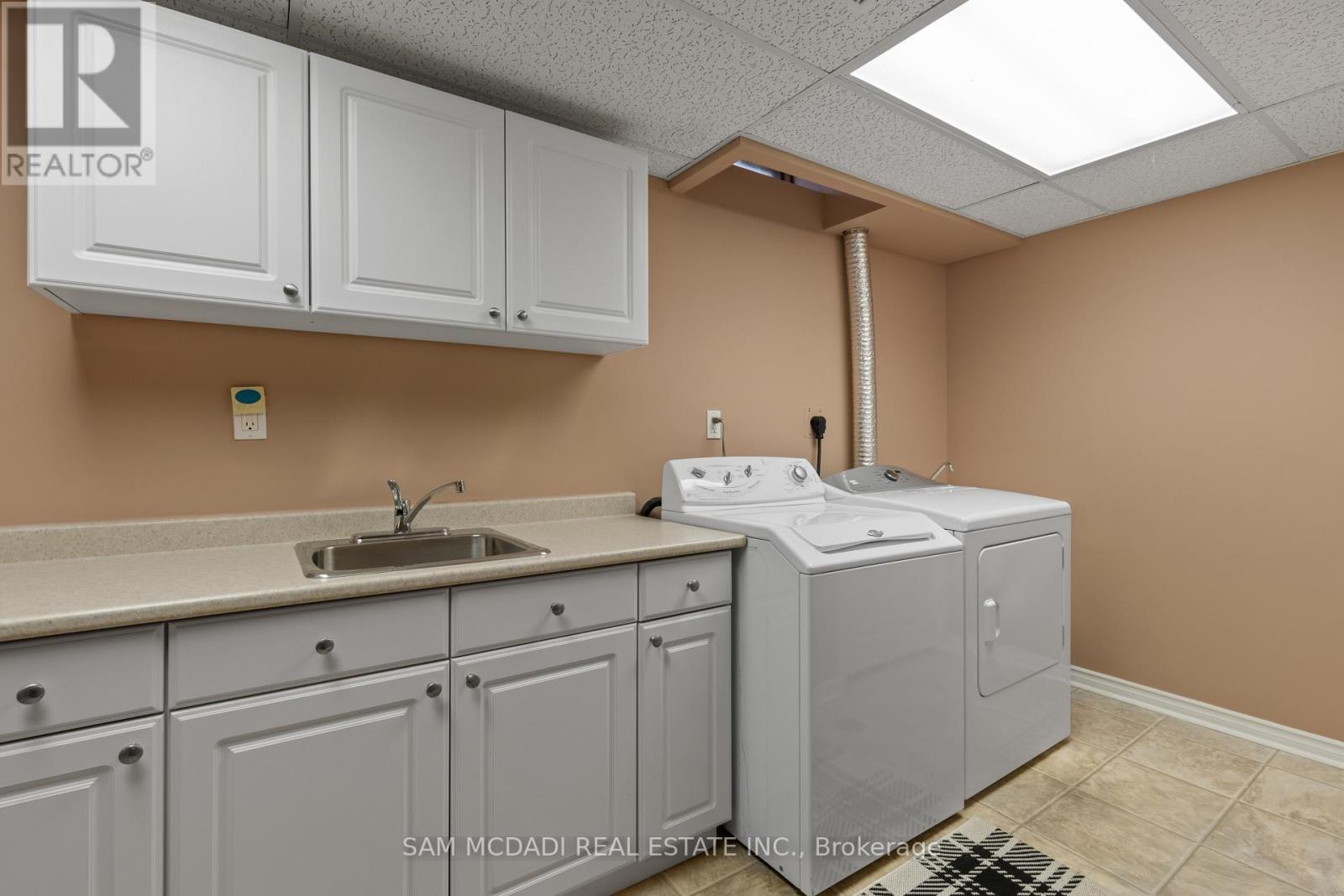 44 Madrid Crescent, Brampton, Ontario  L6S 2X4 - Photo 34 - W12524544