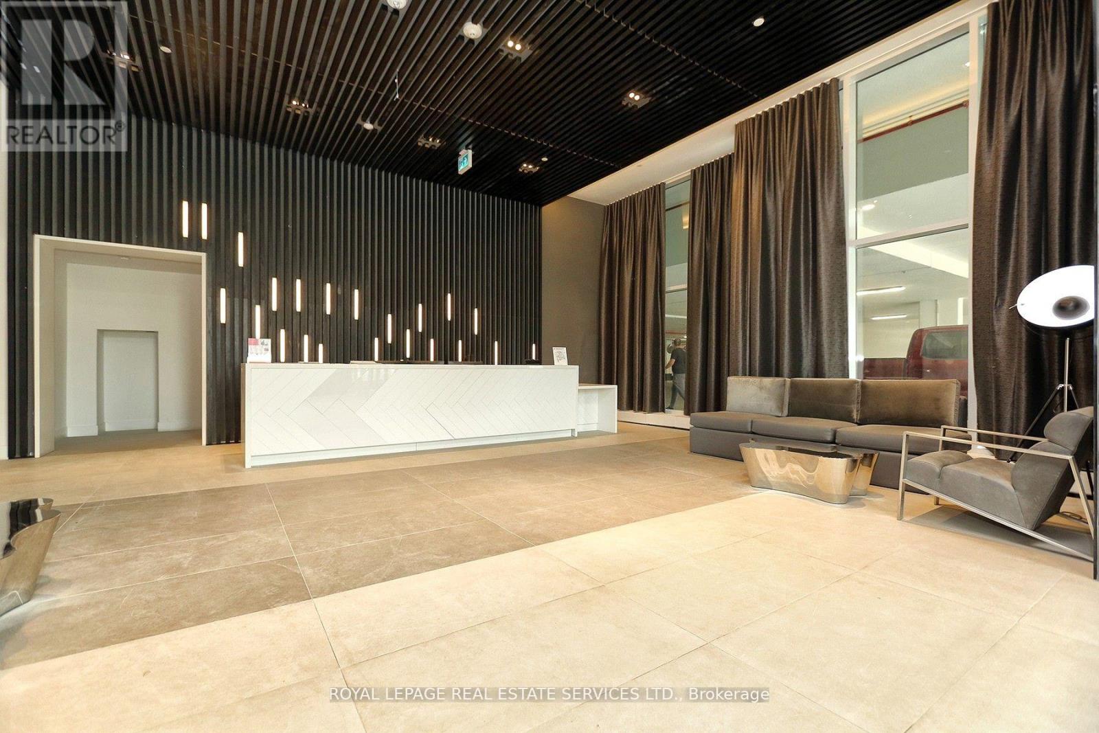 414 - 2489 Taunton Road, Oakville, Ontario  L6H 3R9 - Photo 4 - W12524572