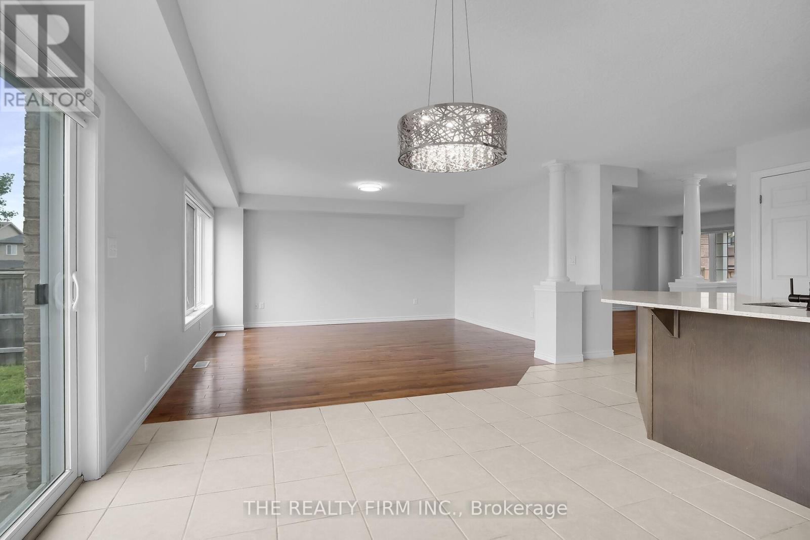 2590 Tokala Trail, London North, Ontario  N6G 5B4 - Photo 10 - X12524610