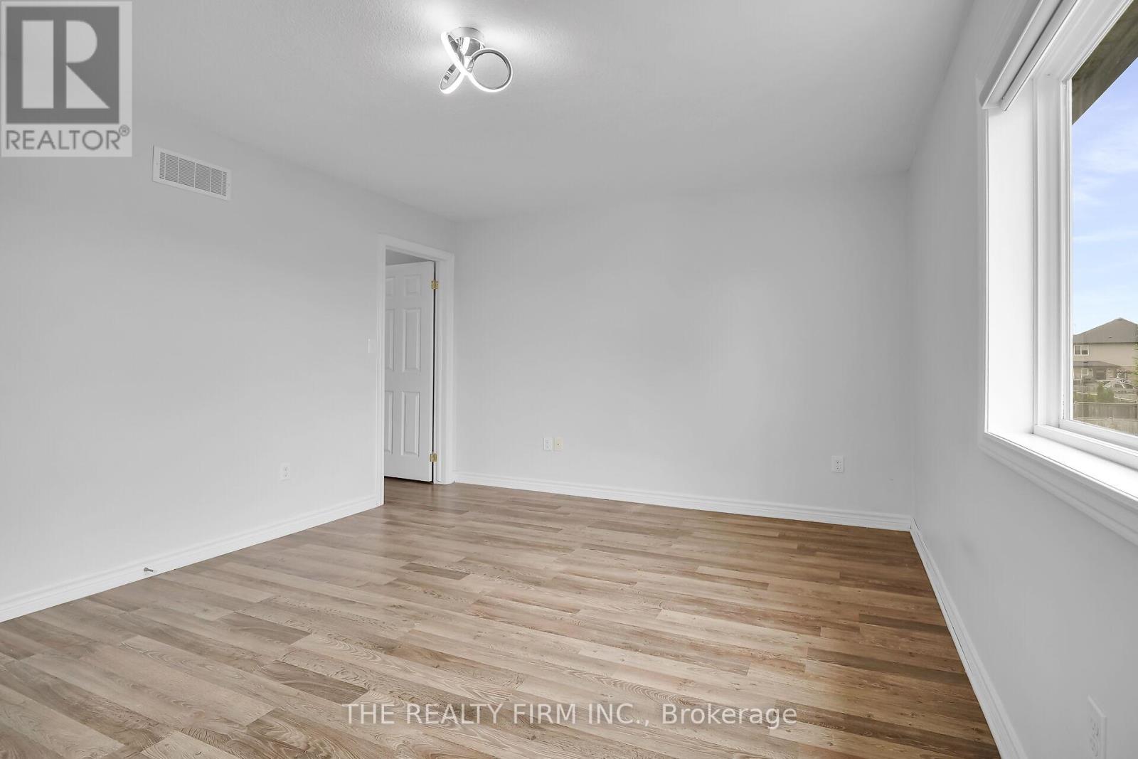 2590 Tokala Trail, London North, Ontario  N6G 5B4 - Photo 13 - X12524610