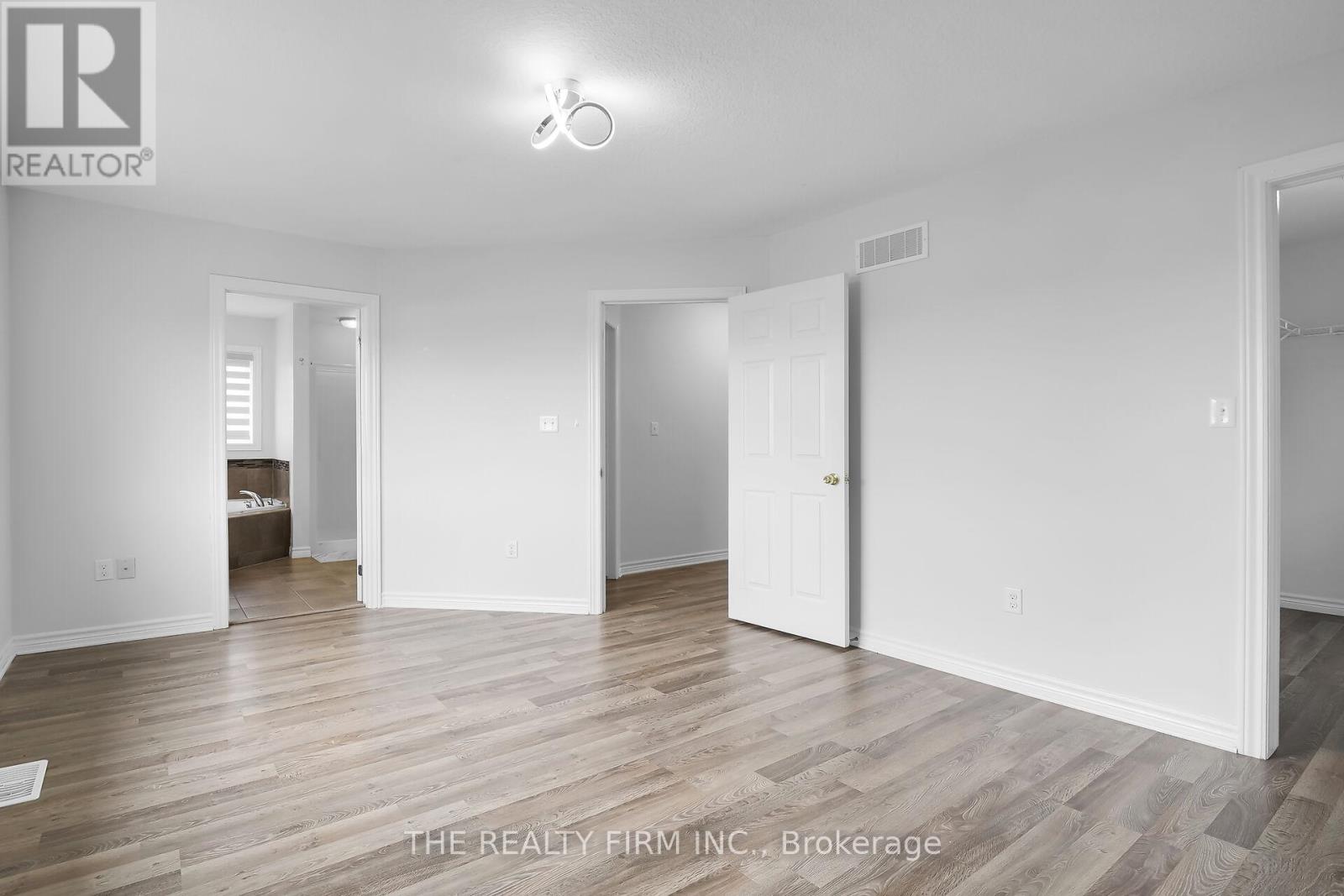 2590 Tokala Trail, London North, Ontario  N6G 5B4 - Photo 14 - X12524610