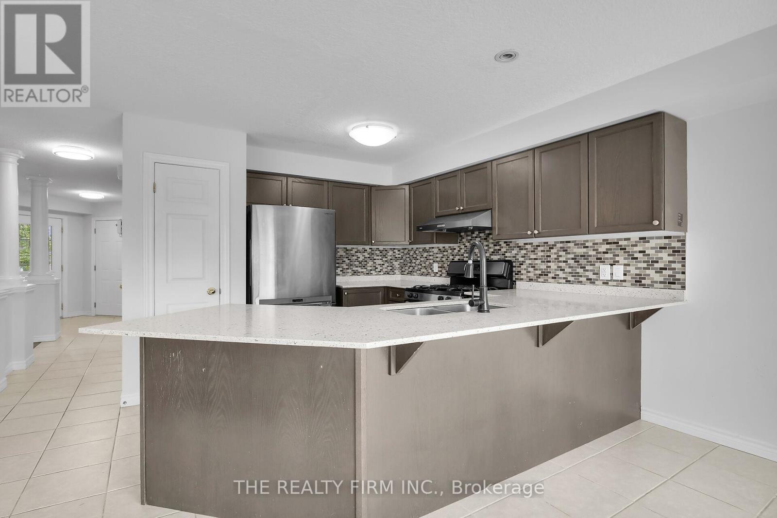 2590 Tokala Trail, London North, Ontario  N6G 5B4 - Photo 6 - X12524610