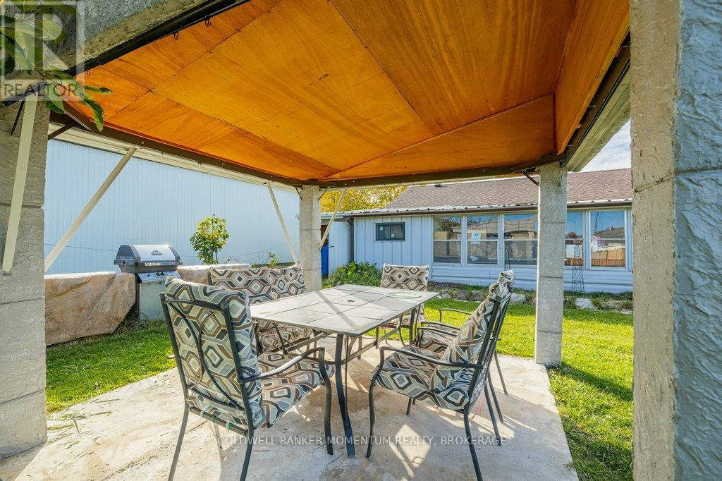 165 East West Line, Niagara-On-The-Lake, Ontario L0S 1J0 - Photo 36 - X12523686