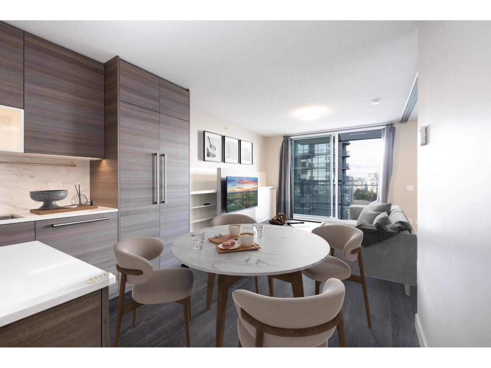 17xx 13398 104 AVENUE, Surrey, British Columbia