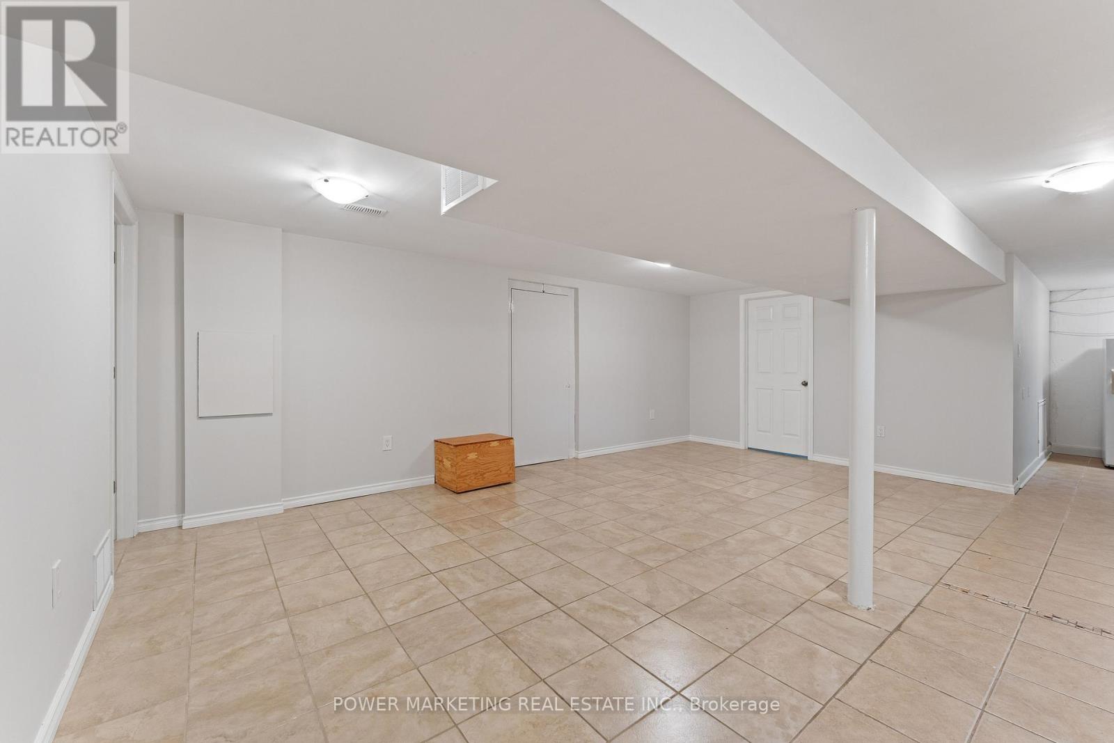 2372 Riley Avenue, Ottawa, Ontario K2C 1J9 - Photo 18 - X12524624