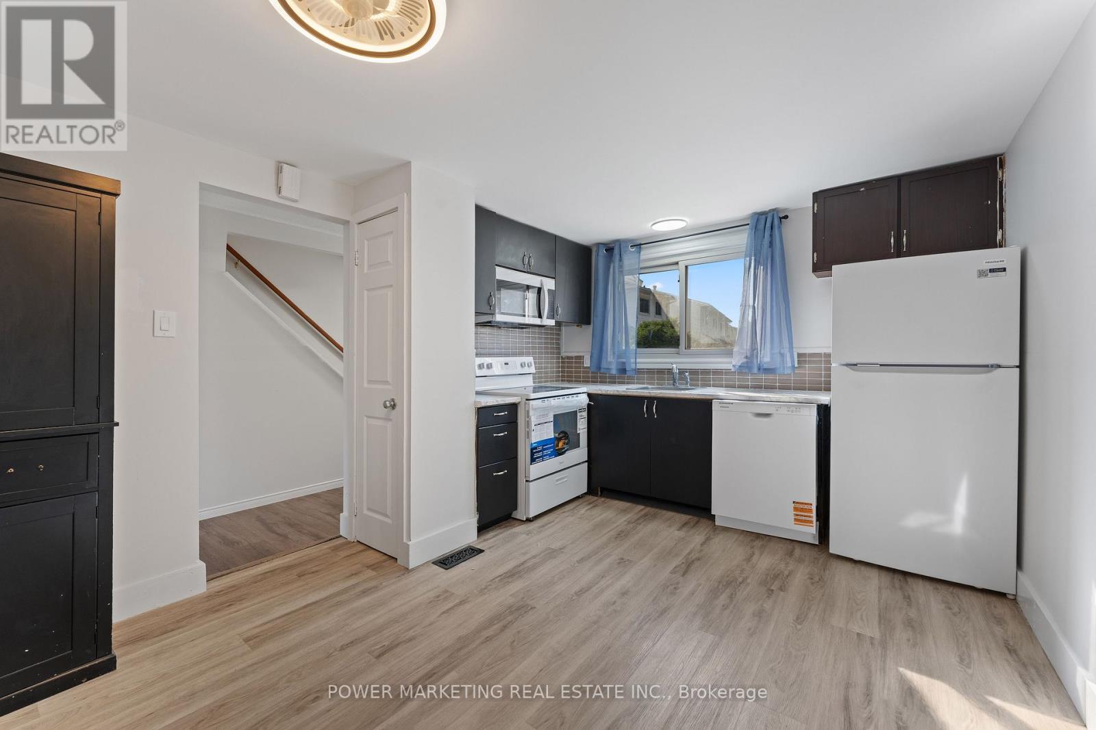 182 - 1045 Morrison Drive, Ottawa, Ontario K2H 7L2 - Photo 7 - X12524628