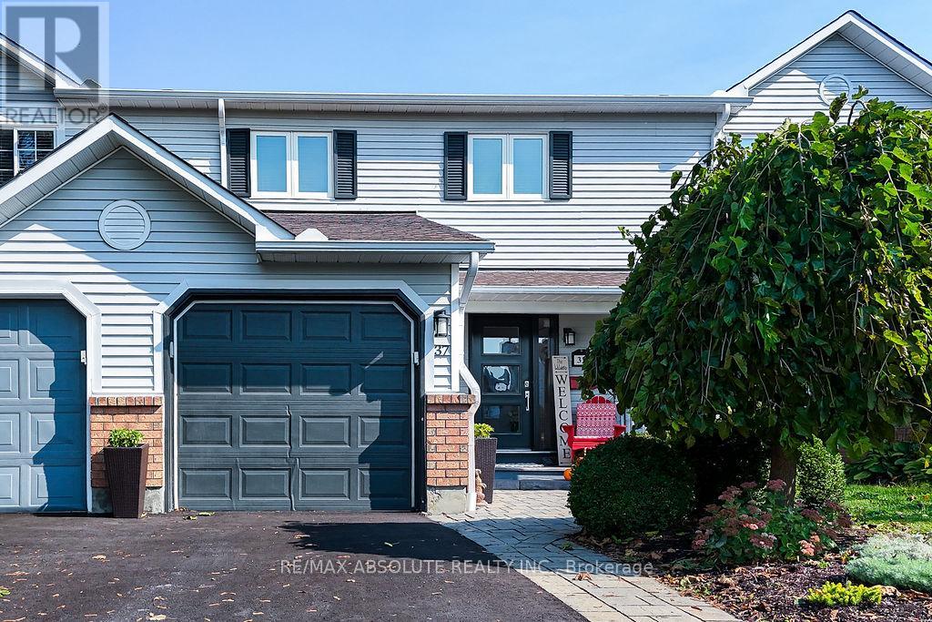37 RANDALL JAMES DRIVE, Ottawa, Ontario