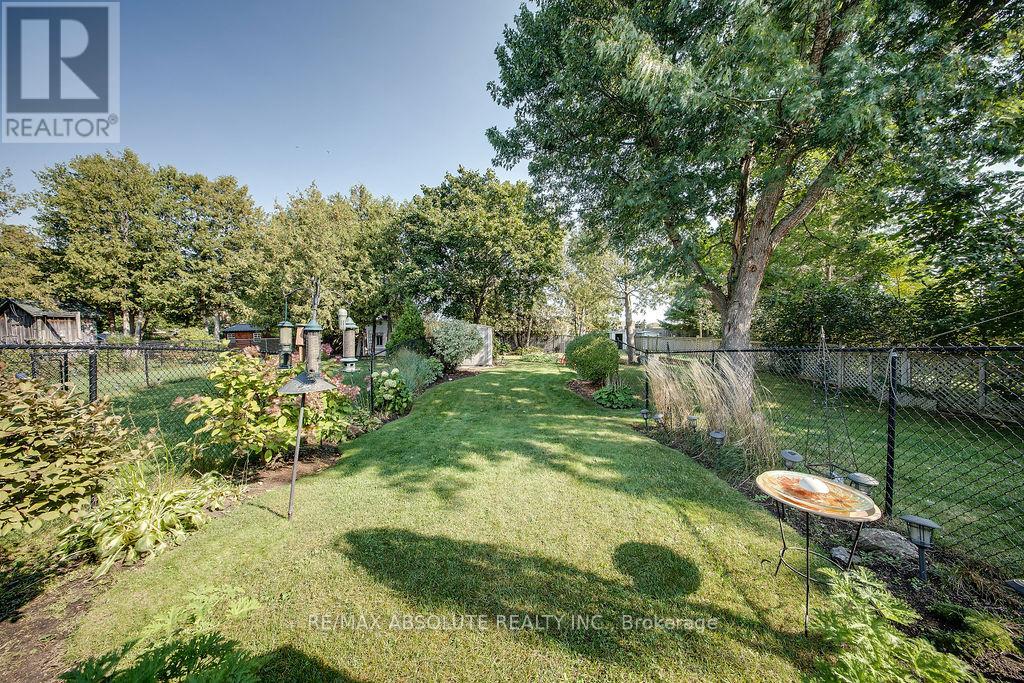 37 Randall James Drive, Ottawa, Ontario  K2S 1L9 - Photo 27 - X12524630