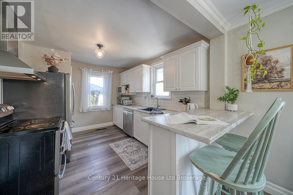 45 South Street, Woodstock, Ontario N4S 3L3 - Photo 17 - X12524608