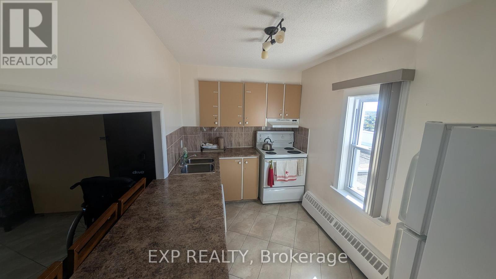 518 - 20 Chesterton Drive, Ottawa, Ontario K2E 6Z7 - Photo 31 - X12416324