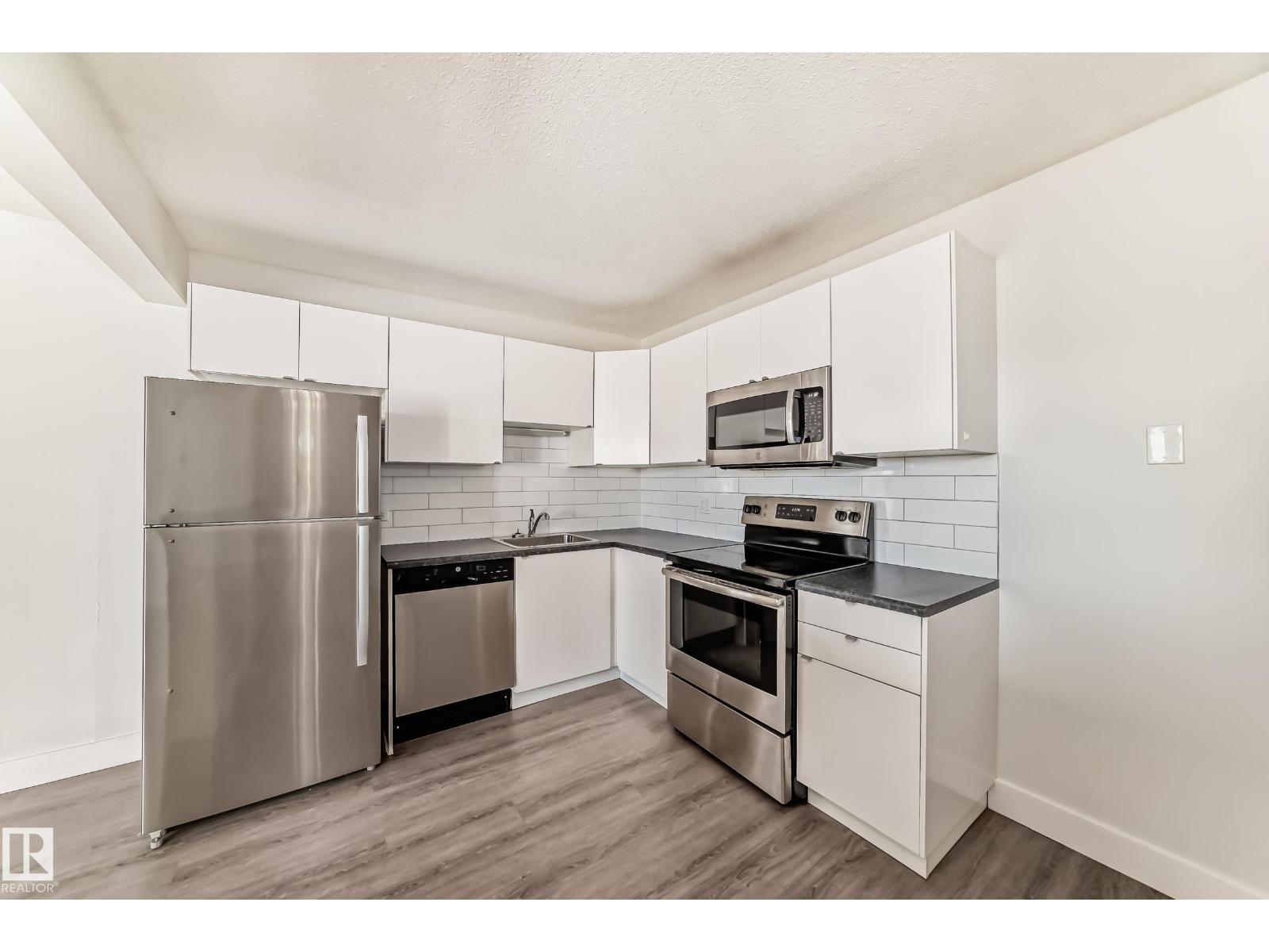 #417 8604 Gateway Bv Nw, Edmonton, Alberta T6E 4B6 - Photo 12 - E4464805