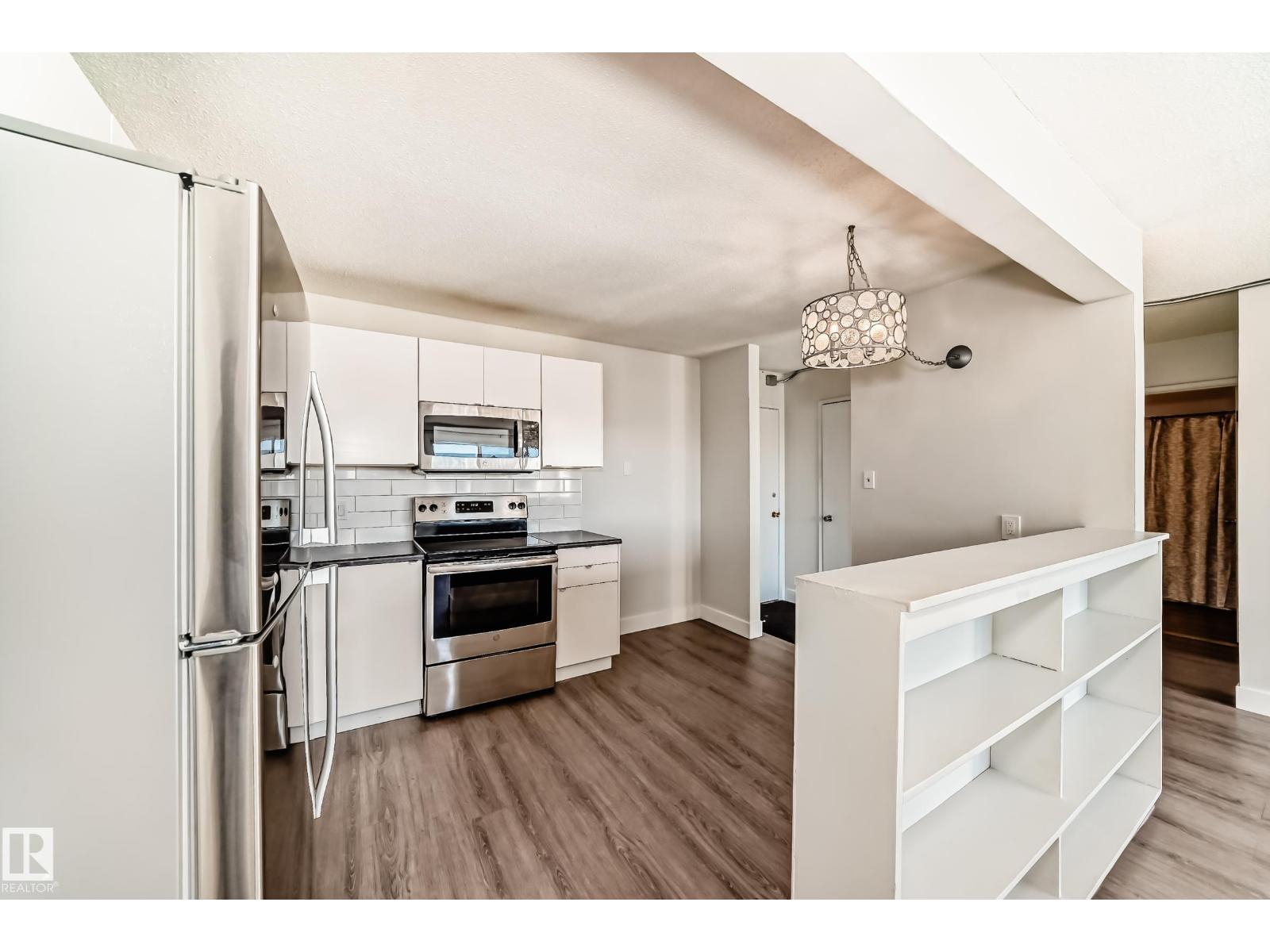 #417 8604 Gateway Bv Nw, Edmonton, Alberta T6E 4B6 - Photo 13 - E4464805