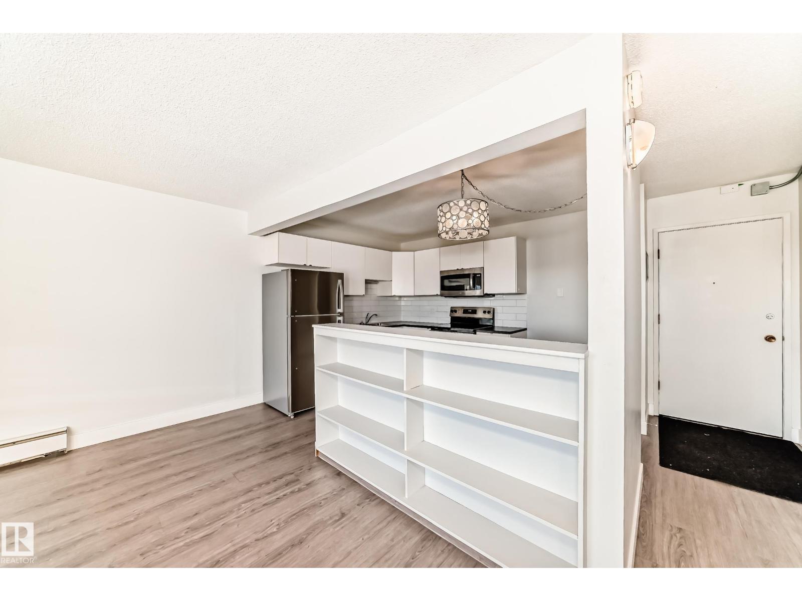 #417 8604 Gateway Bv Nw, Edmonton, Alberta T6E 4B6 - Photo 19 - E4464805