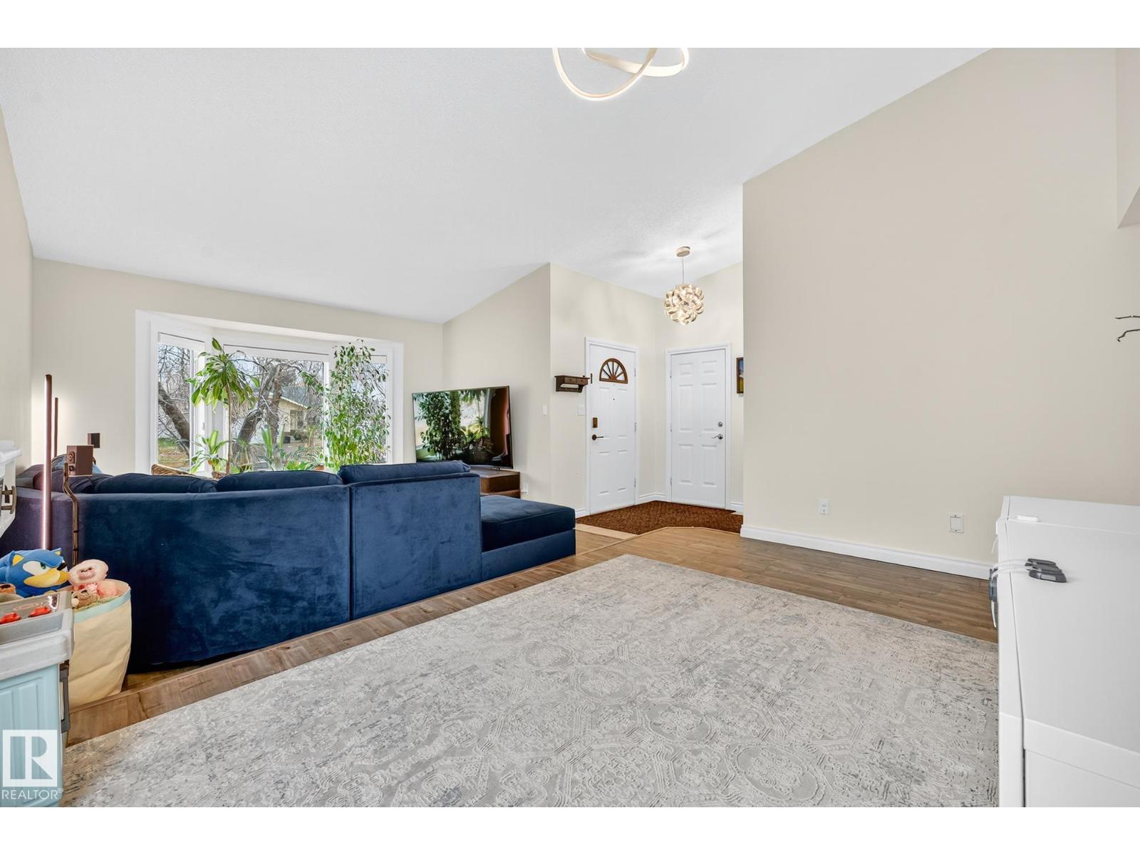 60 Highland Wy, Sherwood Park, Alberta  T8A 5K1 - Photo 10 - E4465161