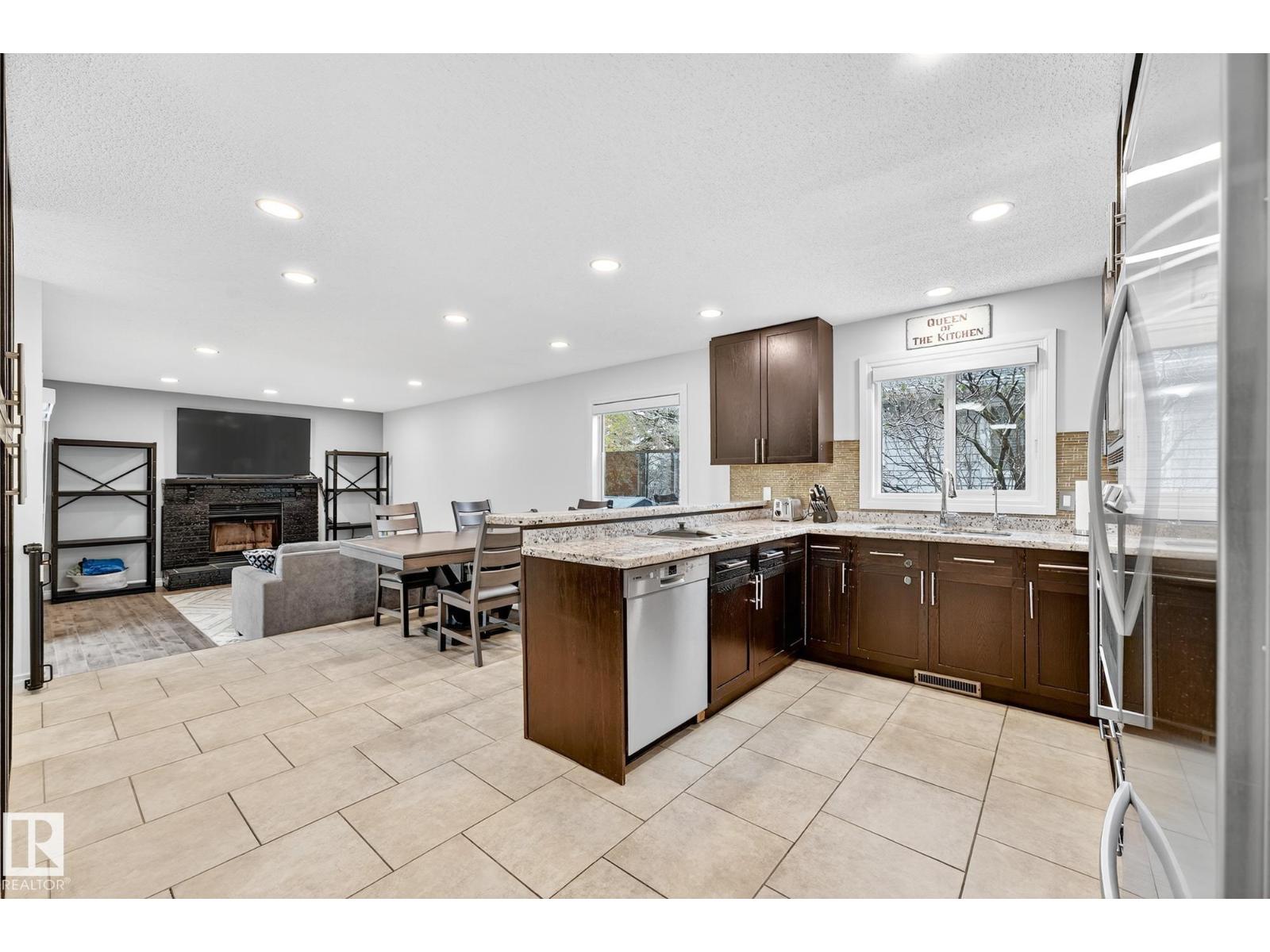 60 Highland Wy, Sherwood Park, Alberta  T8A 5K1 - Photo 11 - E4465161