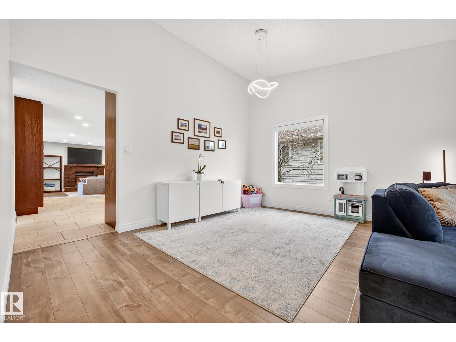 60 Highland Wy, Sherwood Park, Alberta  T8A 5K1 - Photo 8 - E4465161