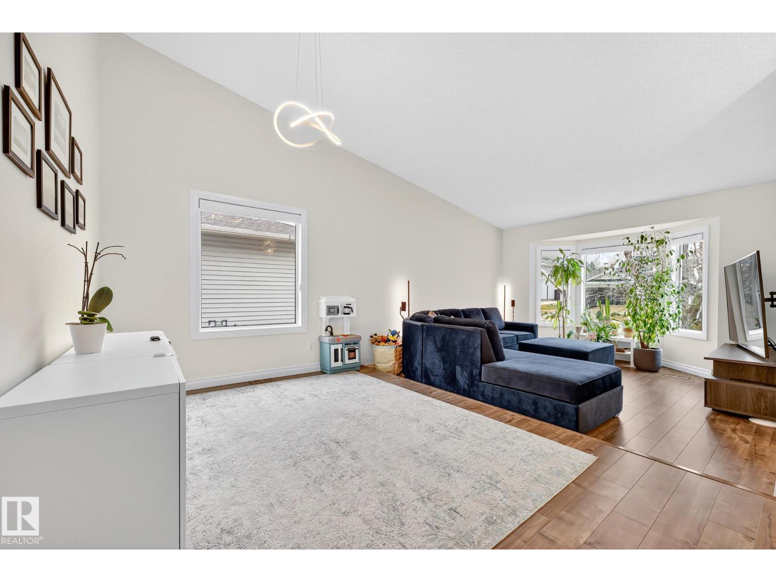 60 Highland Wy, Sherwood Park, Alberta  T8A 5K1 - Photo 9 - E4465161