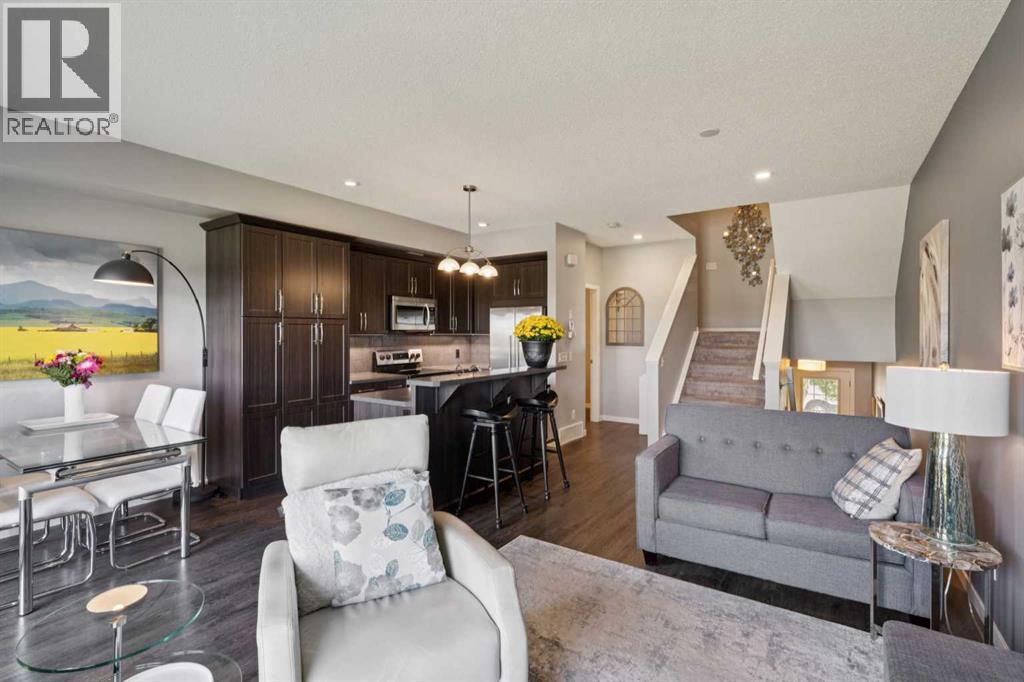 603, 101 Sunset Drive, Cochrane, Alberta  T4C 0W8 - Photo 1 - A2252450