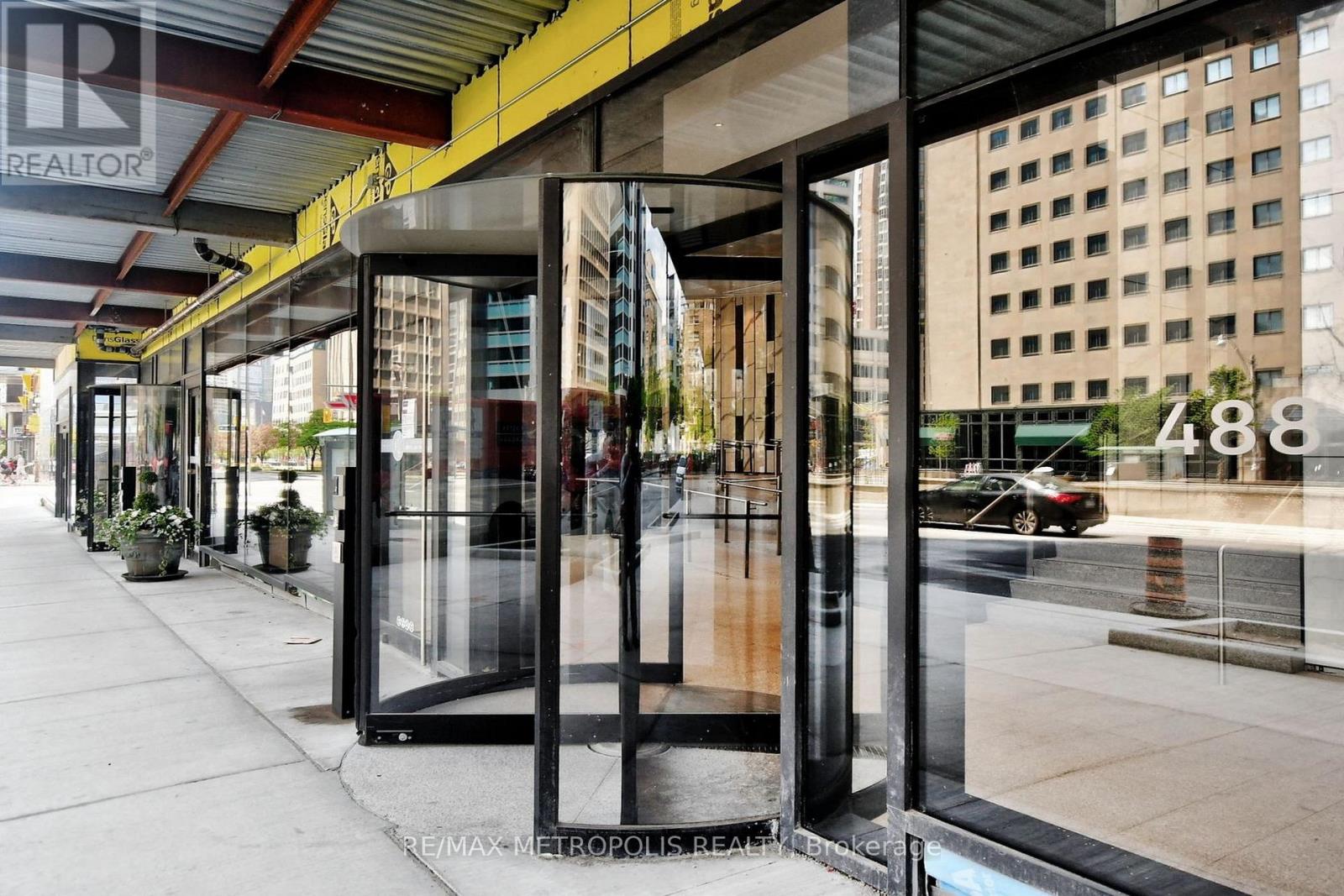 2102 - 488 University Avenue, Toronto, Ontario  M5G 0C1 - Photo 10 - C12524588