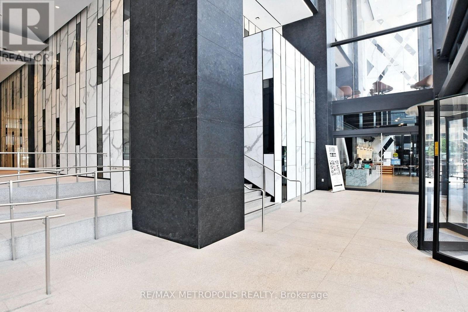 2102 - 488 University Avenue, Toronto, Ontario  M5G 0C1 - Photo 12 - C12524588