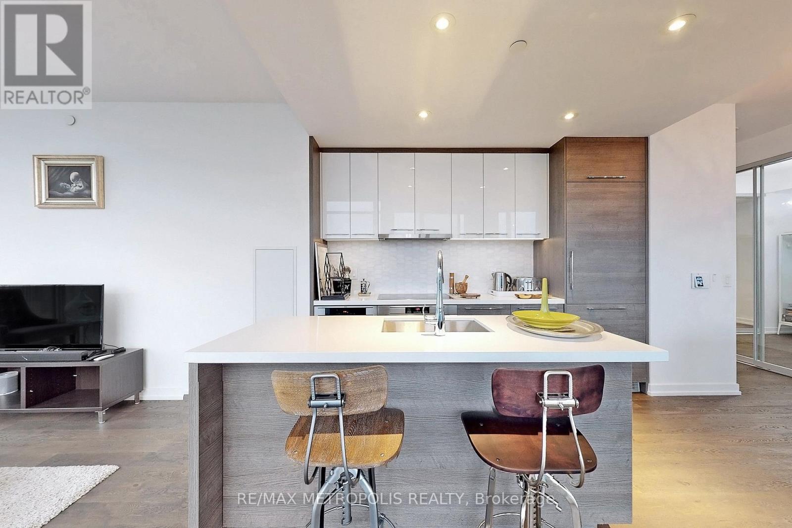 2102 - 488 University Avenue, Toronto, Ontario  M5G 0C1 - Photo 15 - C12524588