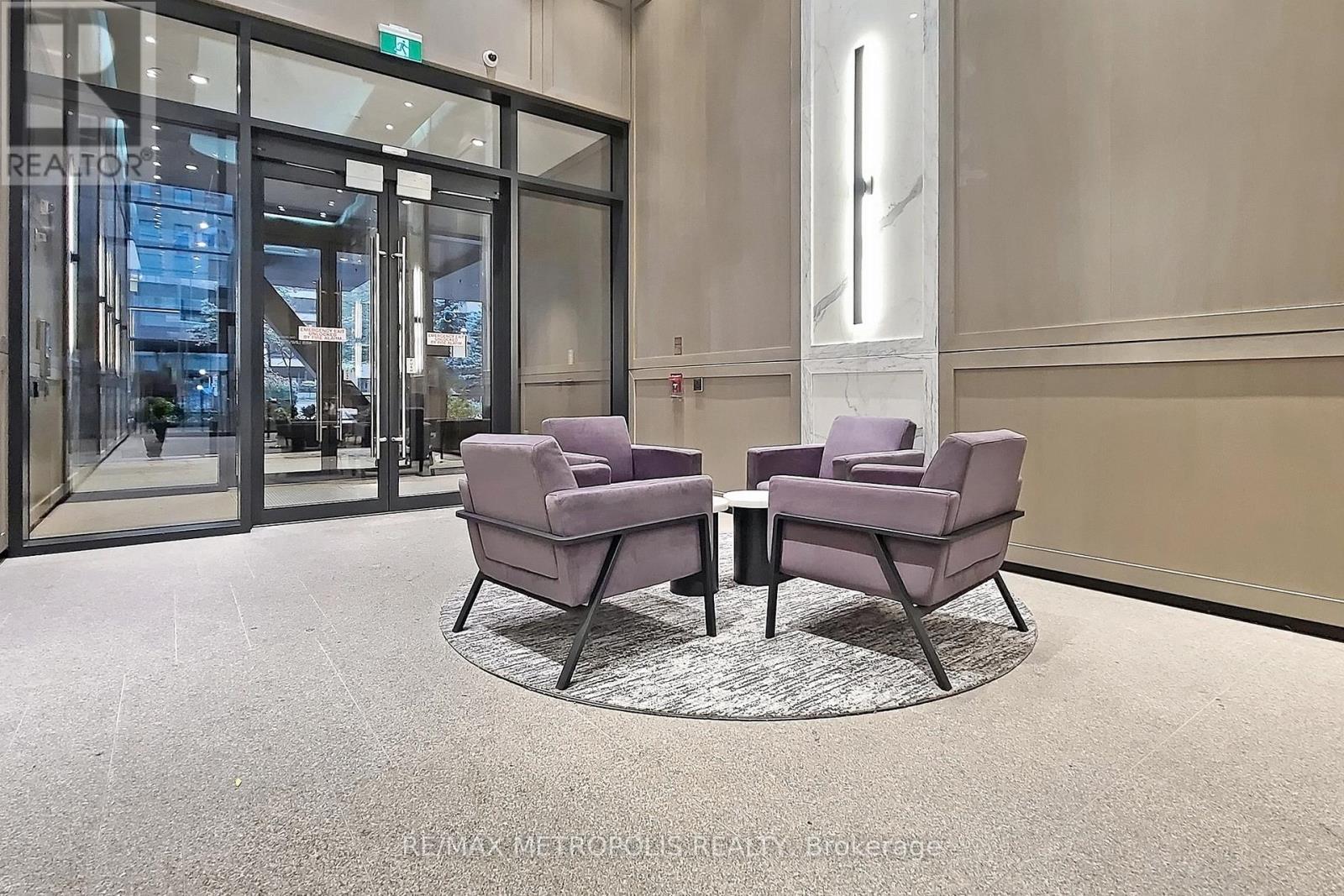 2102 - 488 University Avenue, Toronto, Ontario  M5G 0C1 - Photo 2 - C12524588