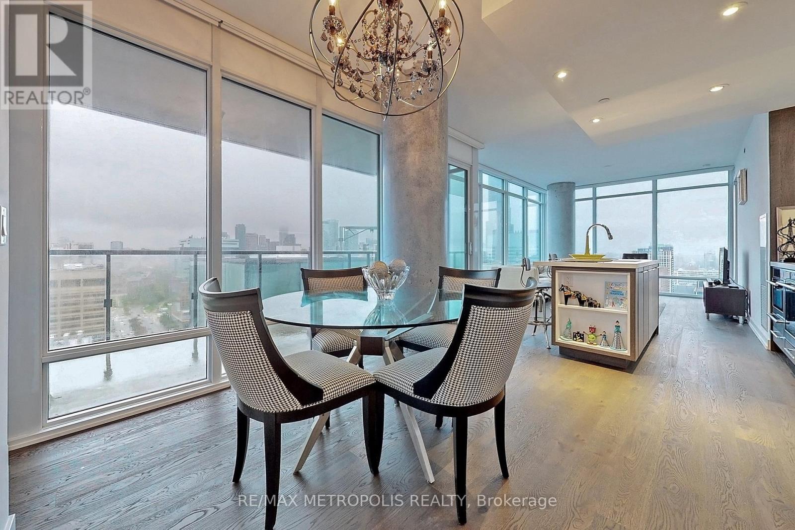 2102 - 488 University Avenue, Toronto, Ontario  M5G 0C1 - Photo 24 - C12524588