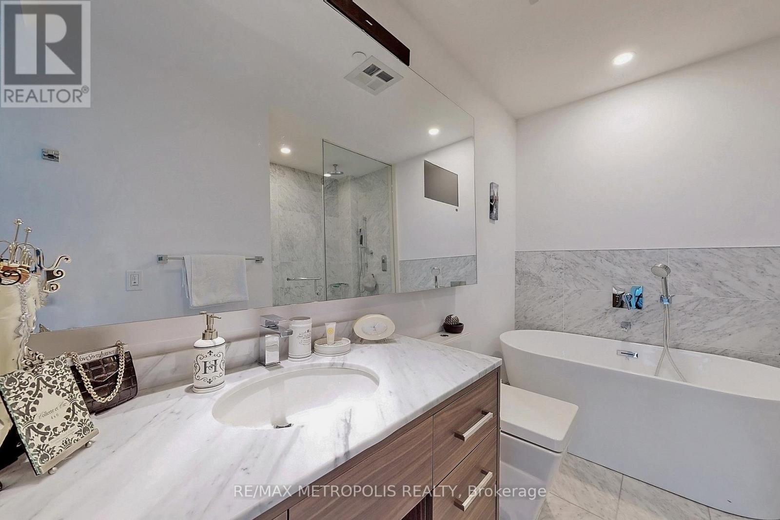 2102 - 488 University Avenue, Toronto, Ontario  M5G 0C1 - Photo 38 - C12524588