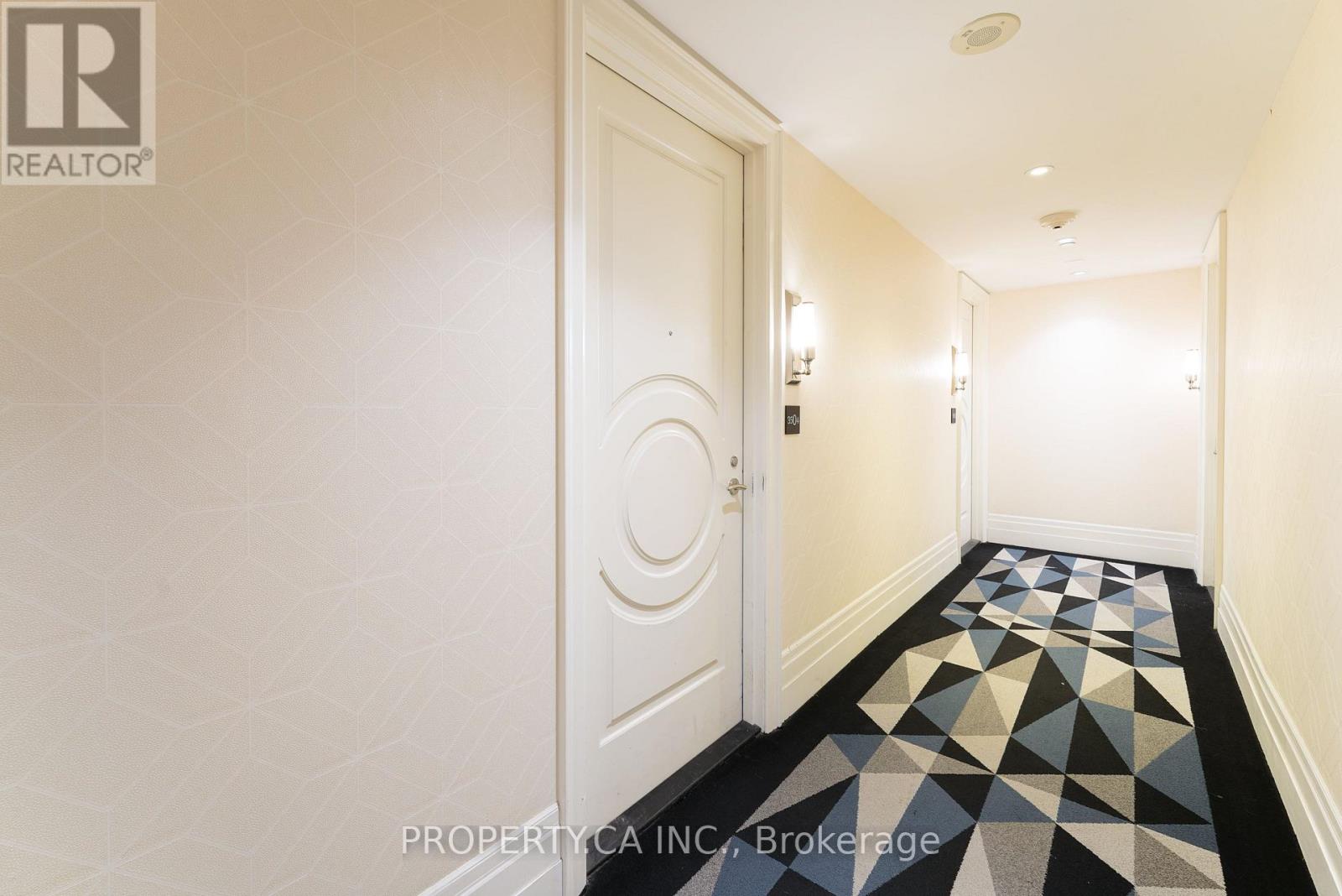 3504 - 88 Blue Jays Way, Toronto, Ontario  M5V 0L7 - Photo 4 - C12524636