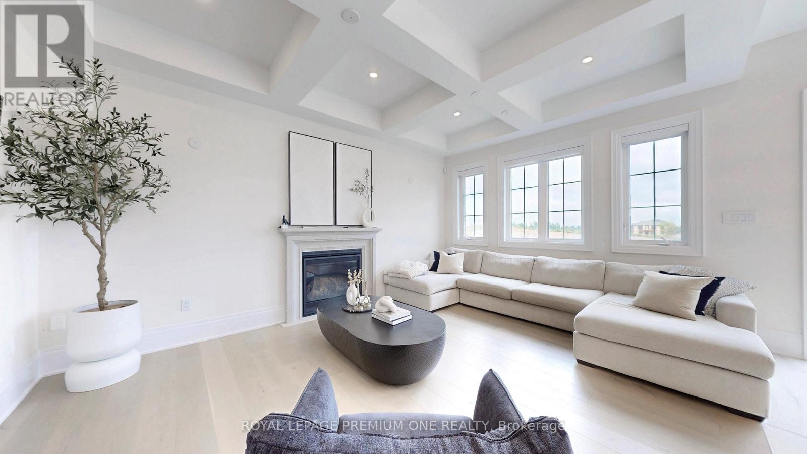 104 Greville Street, Vaughan, Ontario  L4H 4P7 - Photo 10 - N12524596